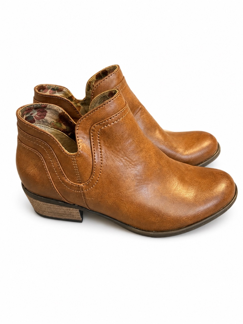 b.o.c. Cognac Brown Leather Ankle Booties with Low Heel NWT